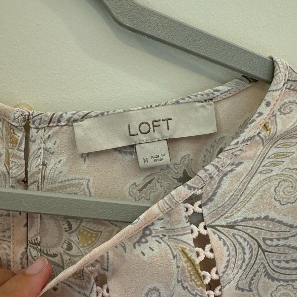 Loft Pink Floral Long Sleeve Shirt - Picture 2 of 7